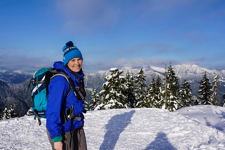 HappiestOutdoors Taryn Eyton snow mountain hike