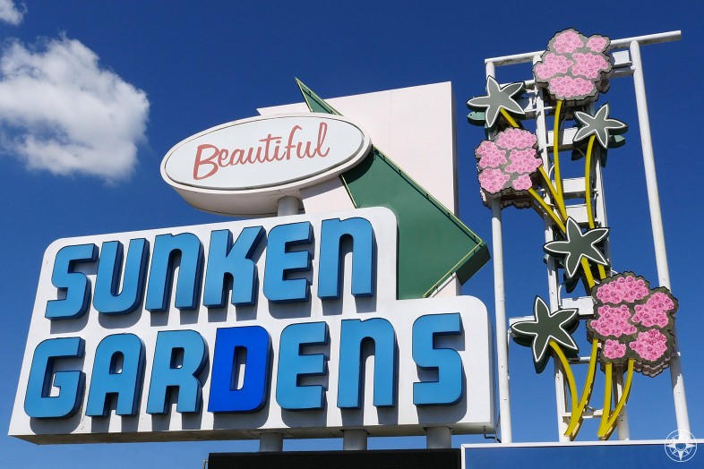 Beautiful Sunken Gardens, St. Petersburg, Florida, oldest roadside attraction sign
